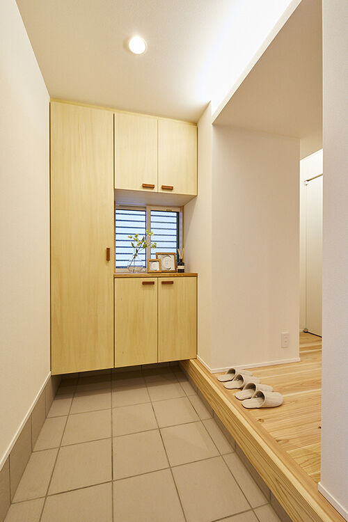 住空間設計Labo 【2000万円台・明石市】敷地16.1坪に建つ3階建ての家。抜け感のある大きな窓、ビルトインガレージも実現の建築実例画像9