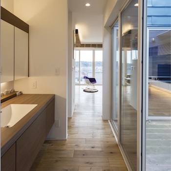 NOA HOME 中庭もガレージも全てカタチに！ 高台に建つ51坪サーファーズハウスの建築実例画像6