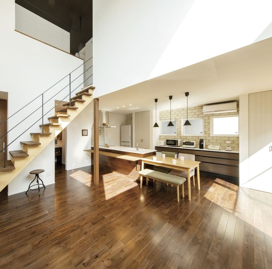 NOA HOME のびのび育て！願いを込めて。家族の時間を特別にする吹き抜けリビング《家族4人／33.5坪》の建築実例画像6