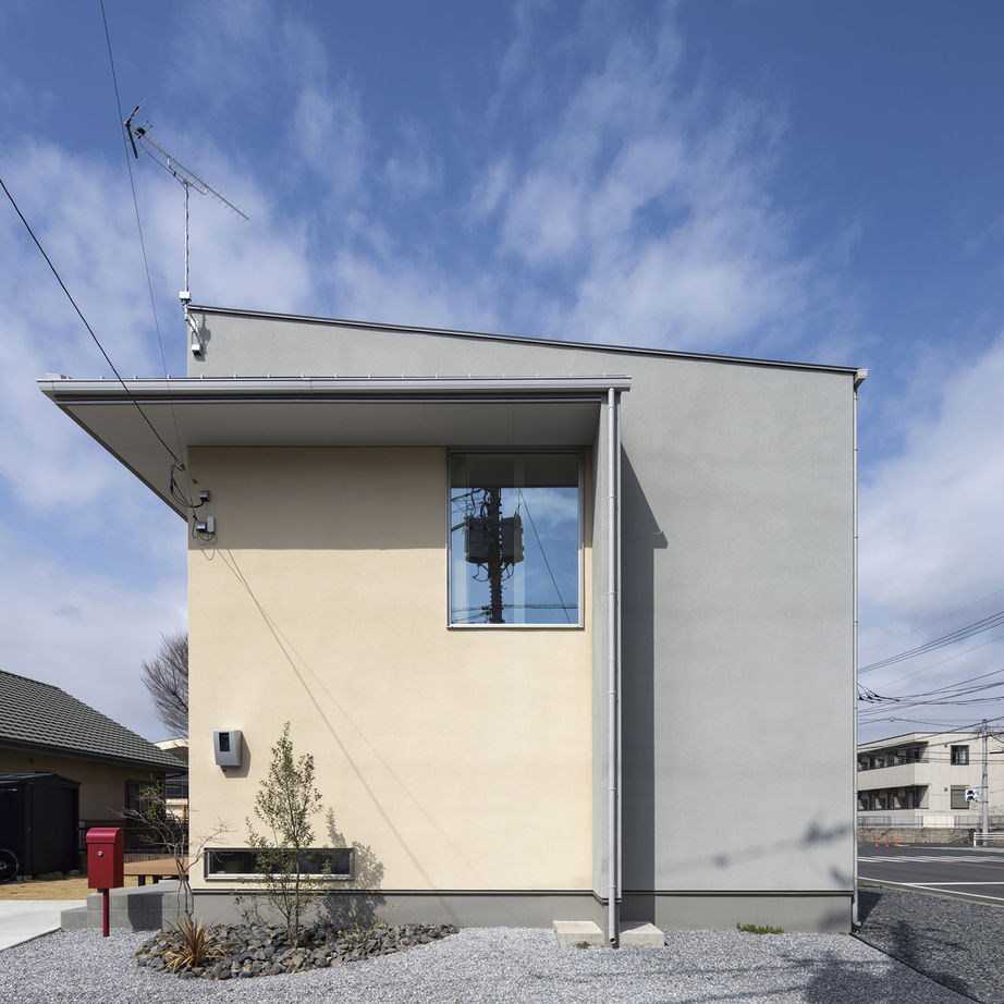 NOA HOME 理想をとことん実現！アカシア×アイアンで創り出す、ミッドセンチュリー31坪の住まいの建築実例画像2