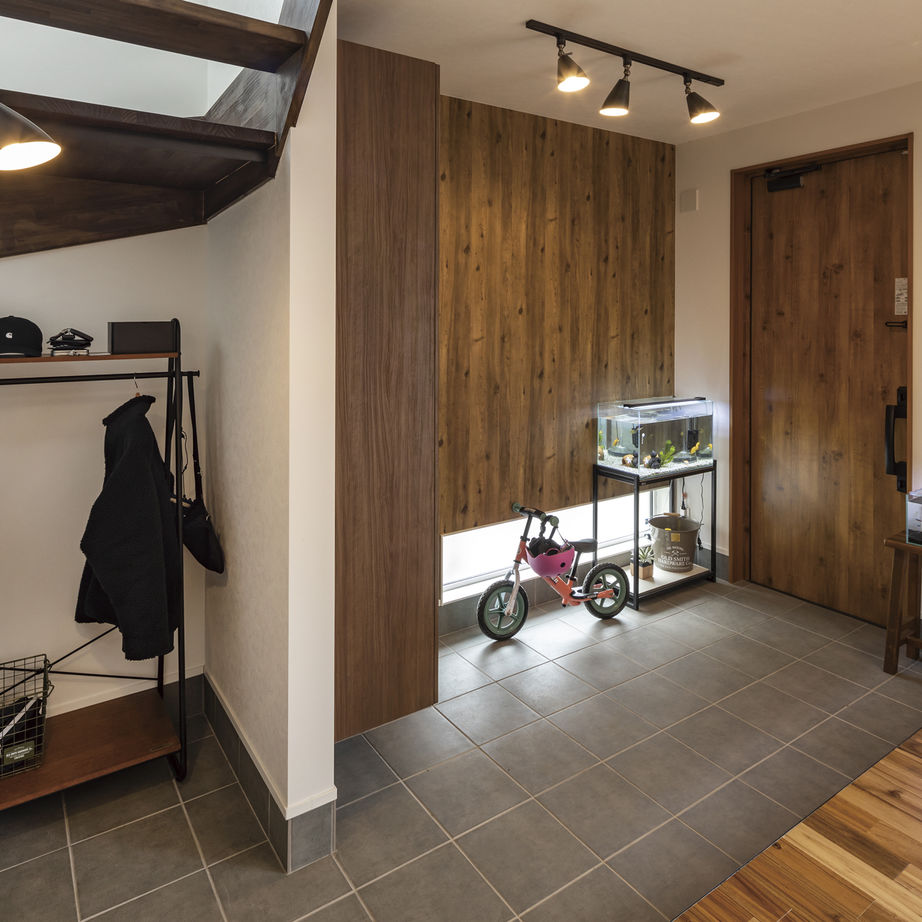 NOA HOME 理想をとことん実現！アカシア×アイアンで創り出す、ミッドセンチュリー31坪の住まいの建築実例画像5