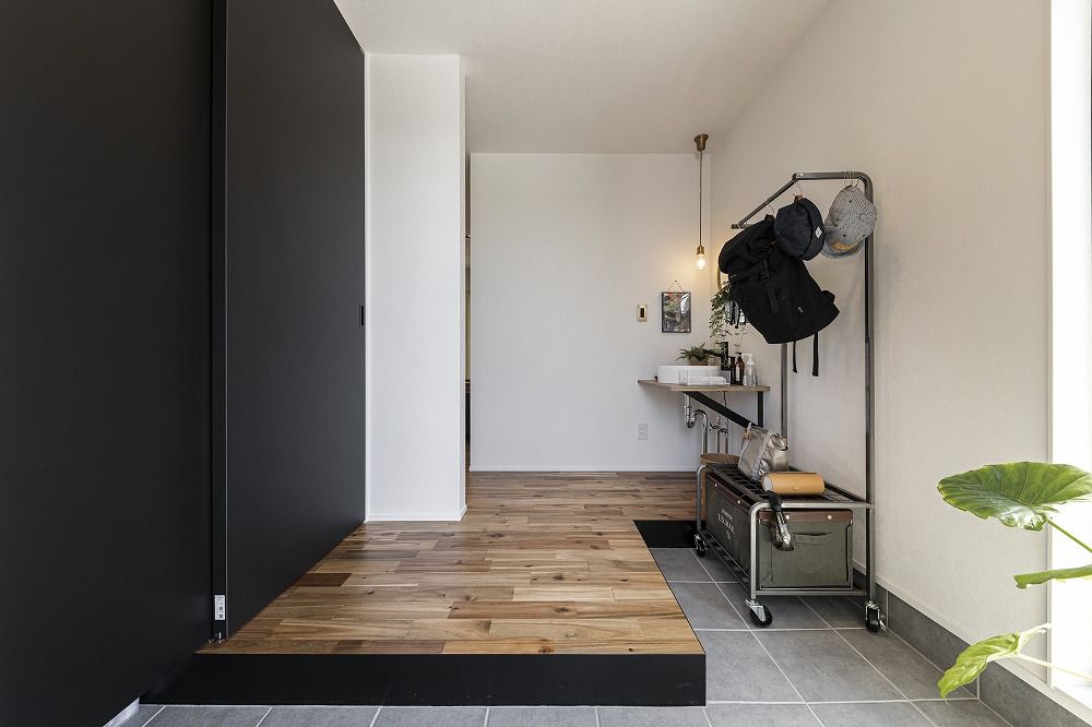 NOA HOME 巧みな素材使いで、理想の住まいをカタチに。シンプルな間取りで暮らしやすとカッコよさを叶えた27坪の平屋の建築実例画像9