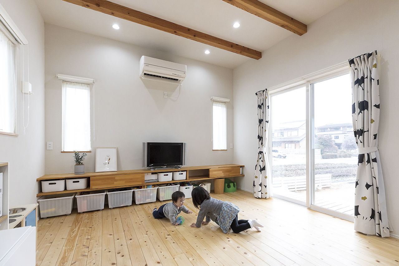 キミドリ建築 【3000万円台/40坪台/自然素材/間取り有】グラフィックデザイナーのアトリエを併設したナチュラルな住まいの建築実例画像8