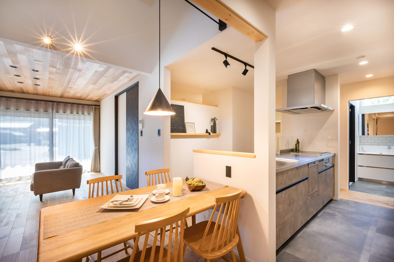 華建築 【2000万円台後半|36坪|平屋＋α|間取り図有】勾配天井で開放感を生み出した、回遊動線の快適な家の建築実例画像6