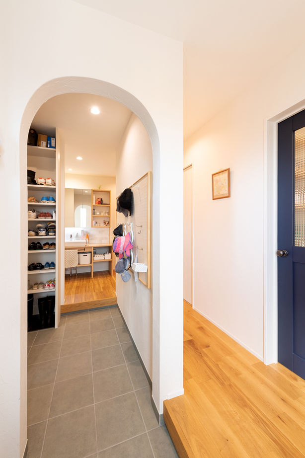 華建築 【2000万円台後半|37坪|平屋＋α|間取り図有】全ての家事を効率的に！共働き夫婦が動線にこだわり建てた家の建築実例画像3