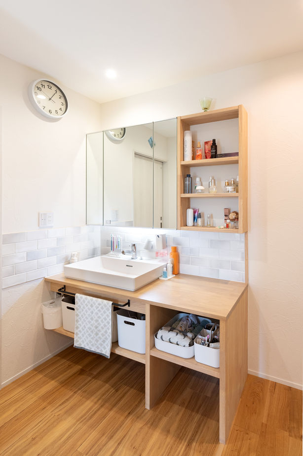 華建築 【2000万円台後半|37坪|平屋＋α|間取り図有】全ての家事を効率的に！共働き夫婦が動線にこだわり建てた家の建築実例画像9