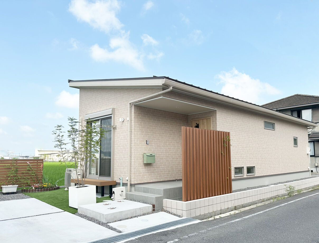 華建築 【2000万円台前半|20坪|平屋|間取り図有】20代夫婦の要望を隅々まで反映。猫と快適に暮らすコンパクト平屋の建築実例画像2