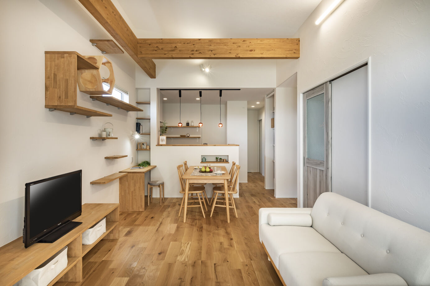 華建築 【2000万円台前半|20坪|平屋|間取り図有】20代夫婦の要望を隅々まで反映。猫と快適に暮らすコンパクト平屋の建築実例画像3