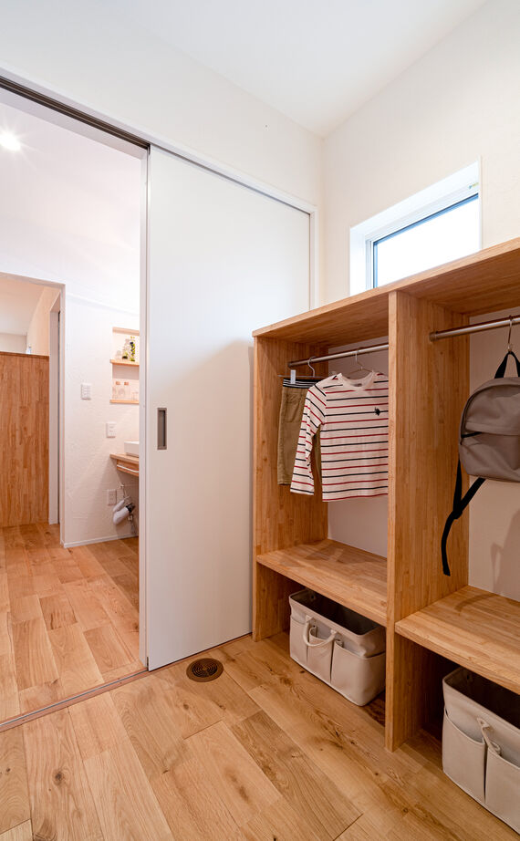 華建築 【2000万円台後半|吹抜け|間取り図有】スムーズな帰宅動線で子どもの自主性を自然に育む家の建築実例画像10