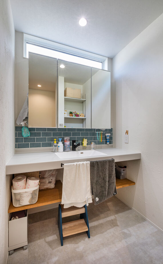 華建築 【2000万円台後半|29坪|平屋|間取り図有】回遊動線で快適生活。子育て中の共働き夫婦にゆとりもたらす平屋の建築実例画像11