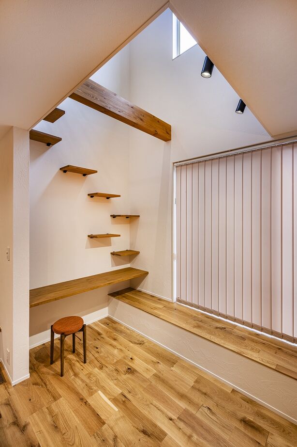 華建築 【2000万円台後半|32坪|吹抜け|平屋＋α|間取り図有】快適な空気環境で猫とトカゲと暮らす。趣味を楽しむ家の建築実例画像5