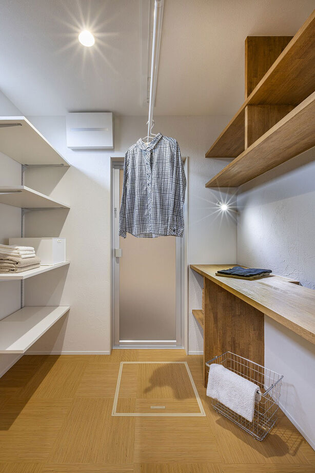 華建築 【2000万円台後半|32坪|吹抜け|平屋＋α|間取り図有】快適な空気環境で猫とトカゲと暮らす。趣味を楽しむ家の建築実例画像10