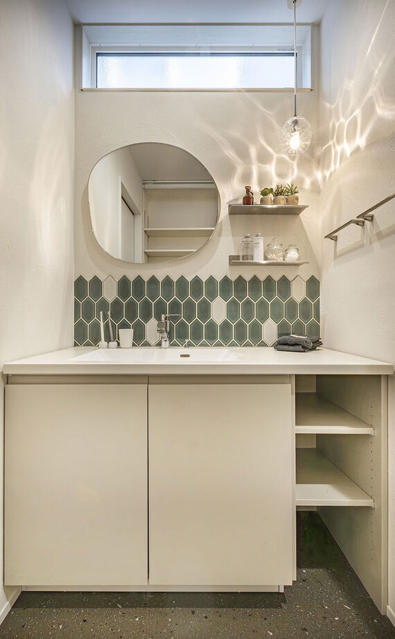 華建築 【2000万円台後半|25坪|平屋|間取り図有】趣味の陶芸作品を飾って楽しむ。回転扉のある遊び心満載の平屋の建築実例画像13