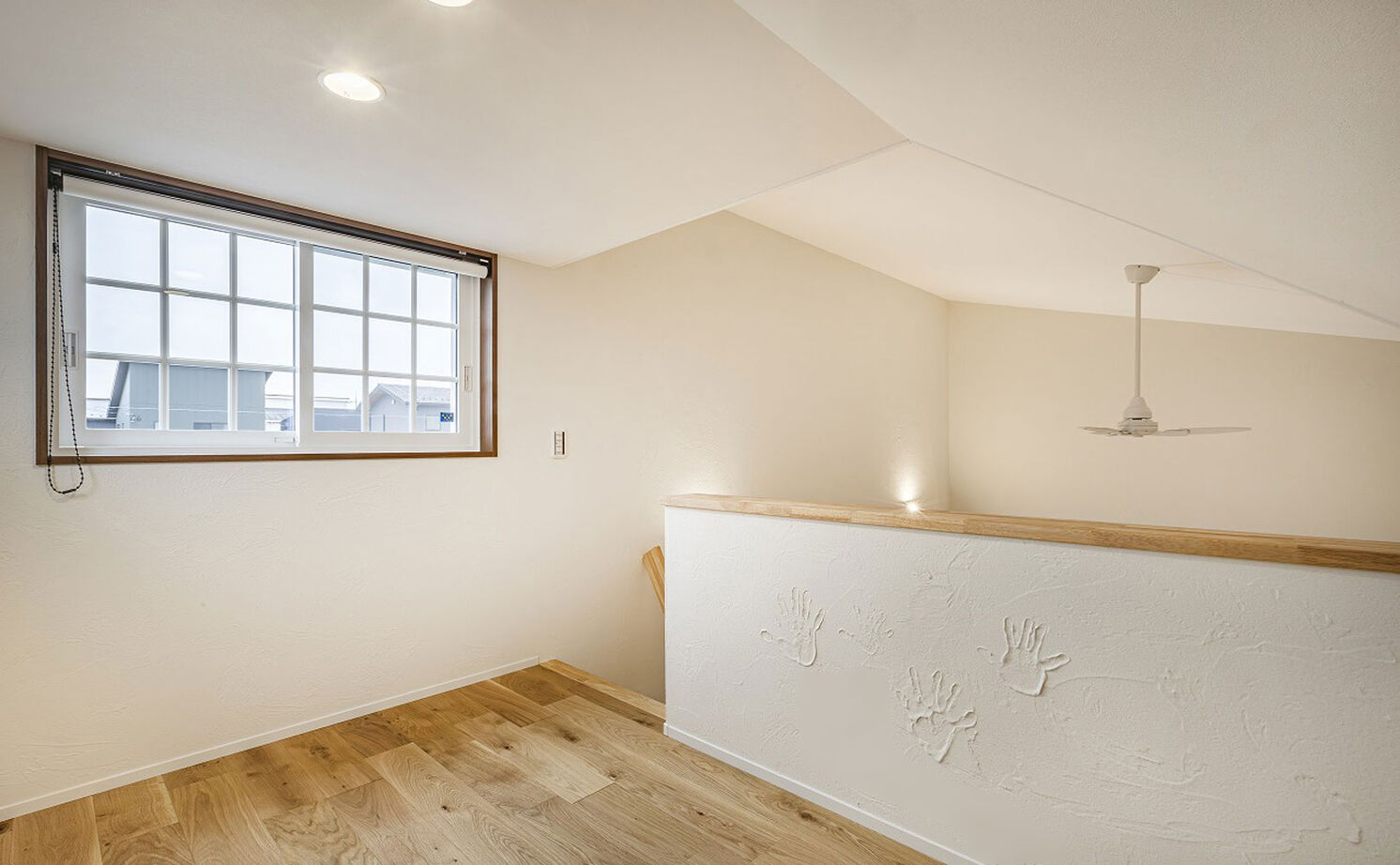 華建築 【2000万円台後半|25坪|平屋|間取り図有】趣味の陶芸作品を飾って楽しむ。回転扉のある遊び心満載の平屋の建築実例画像14