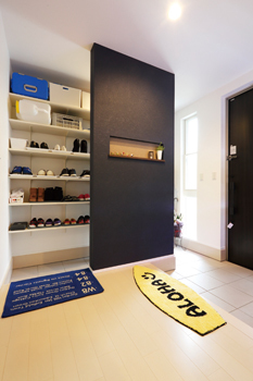 アッシュホーム 【愛知県/1000万円台/間取り図】大収納3層構造、吹抜けで繋がる平屋。生活にメリハリが生まれた暮らし実例の建築実例画像9