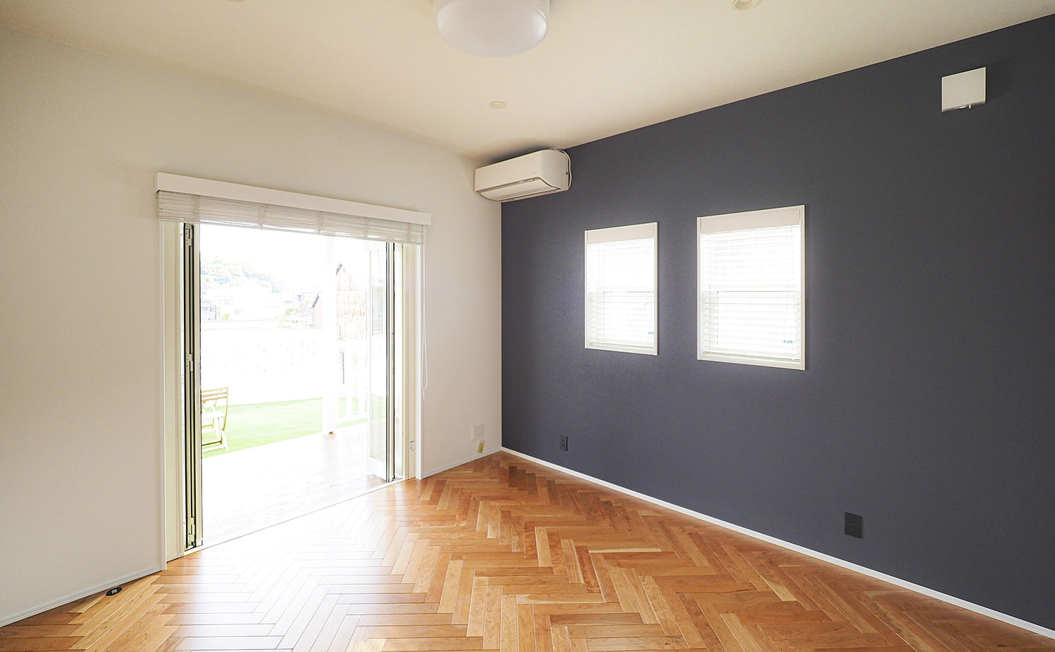 アートハウス 【奈良/平屋/2000万円台/間取り有】ラップサイディングにカバードポーチのカリフォルニアスタイルのお家の建築実例画像13