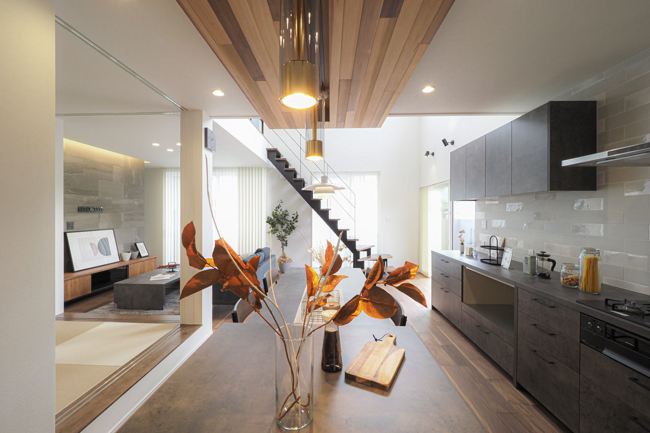 アートハウス 【2535万円・間取り図あり】ワンランク上のホテルライクでラグジュアリーな空間の建築実例画像3