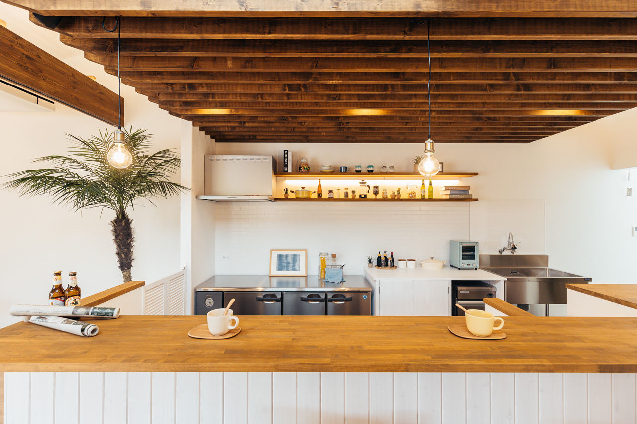 アートハウス 【1990万円・間取り図あり】リゾート感あふれるお洒落な店舗付住宅の建築実例画像8