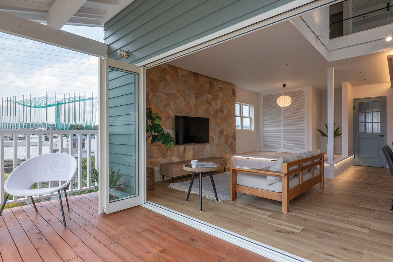 アートハウス 【3000万円台】趣味を楽しみ、愛犬との時間も大切にしたサーファーズハウス。セカンドリビングは趣味の空間の建築実例画像4
