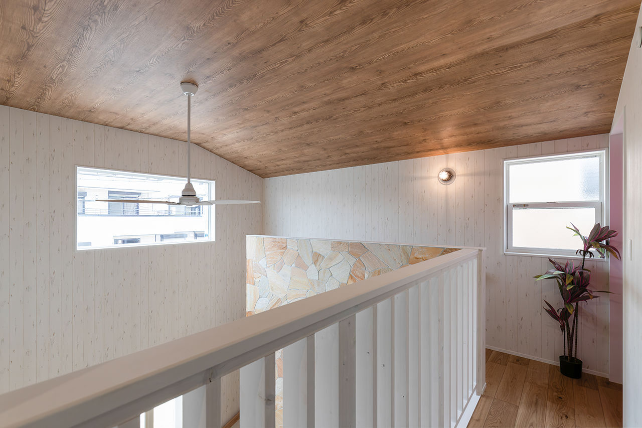 アートハウス 【大阪/3000万円台/28.1坪】サーファーズハウスを建てたい！間取りやテイストにこだわり子育てしやすい工夫の建築実例画像6