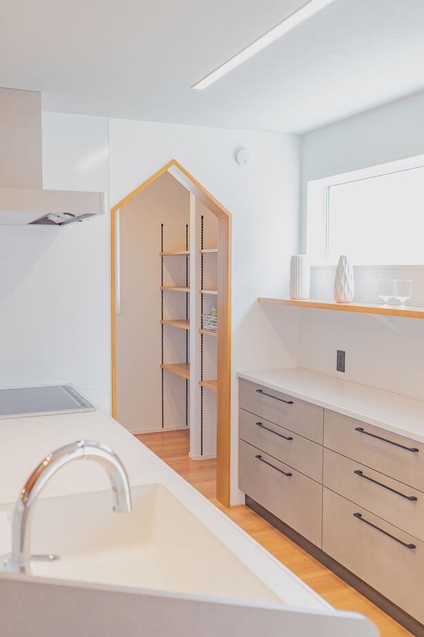 永代ハウス長崎 【平屋/シューズクローク/パントリー】コンパクトでも、収納には妥協しない！スッキリ暮らせる平屋の建築実例画像5