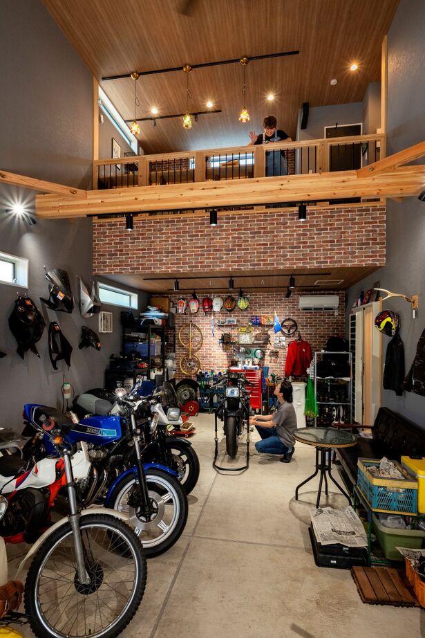 ワクワクプロジェクト／三光ホーム 【3000万円台/43.7坪/間取り有】バイク乗り夫婦が叶えた10台以上の愛車を格納するアメリカンガレージハウスの建築実例画像3
