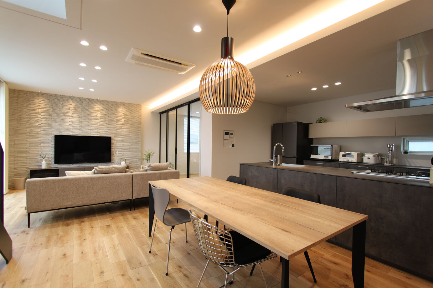 ファインホーム 【北欧モダン】がテーマ　キッチンが主役の雰囲気あふれる住まいの建築実例画像4