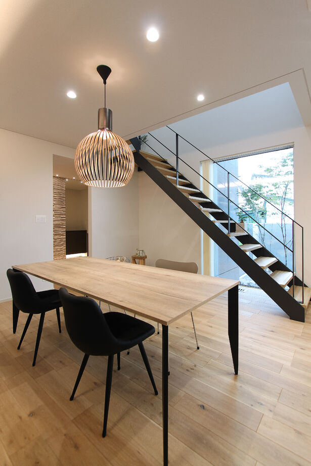 ファインホーム 【北欧モダン】がテーマ　キッチンが主役の雰囲気あふれる住まいの建築実例画像5