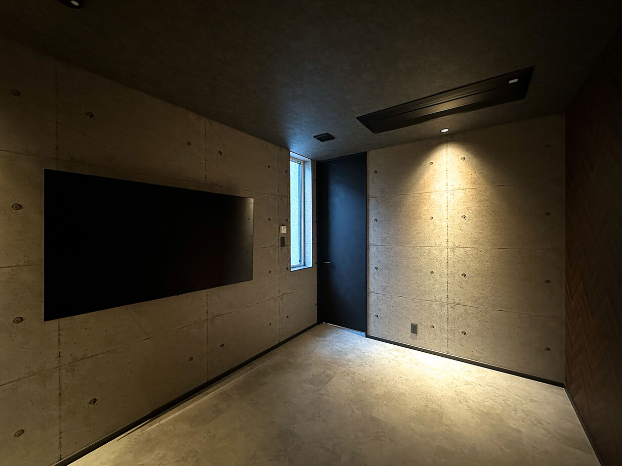 ファインホーム 【ビルトインガレージ｜バイク｜平屋｜中庭】車好きが憧れる、贅沢なガレージハウスの建築実例画像6