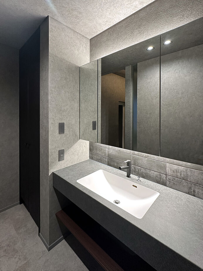 ファインホーム 【ビルトインガレージ｜バイク｜平屋｜中庭】車好きが憧れる、贅沢なガレージハウスの建築実例画像8