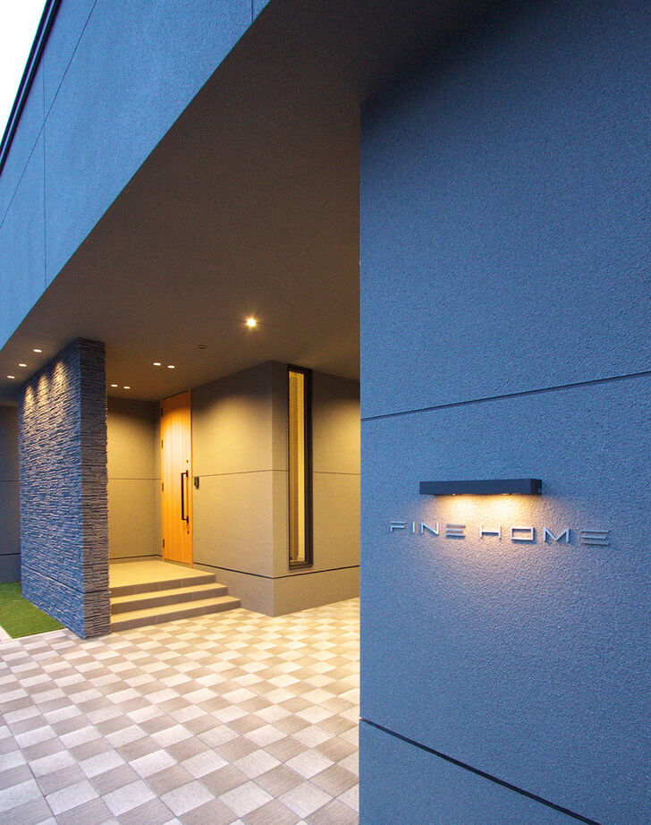 ファインホーム 【ビルトインガレージ｜オリジナルキッチン｜吹き抜け｜中庭】素材も性能もこだわり抜いた、上質な住まいの建築実例画像10