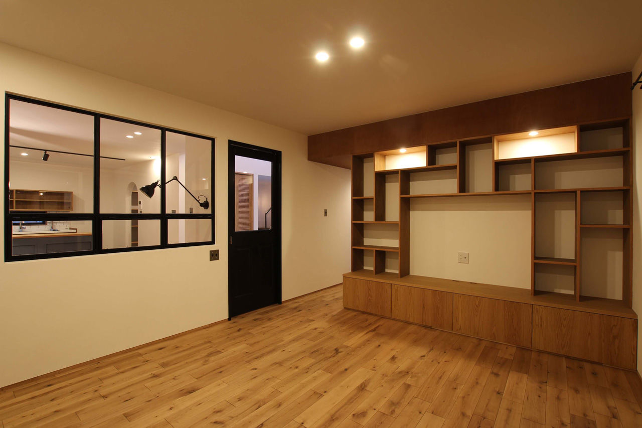 ハナハウス 【堺市／2460万円】階段の造形美が美しい！大きな吹抜けと土間スペースのある家の建築実例画像3