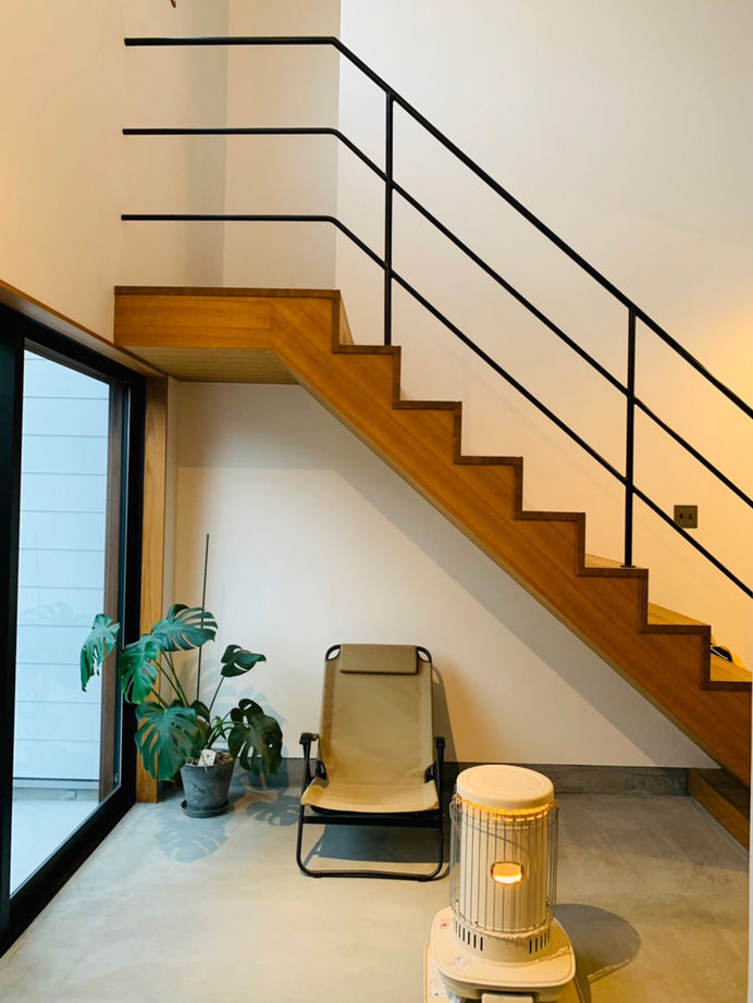ハナハウス 【堺市／2460万円】階段の造形美が美しい！大きな吹抜けと土間スペースのある家の建築実例画像7