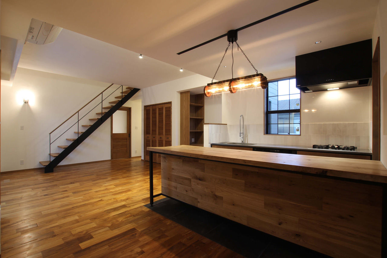 ハナハウス 【和泉市／2600万円】水回りやLDKを共有する「完全同居型二世帯住宅」の建築実例画像