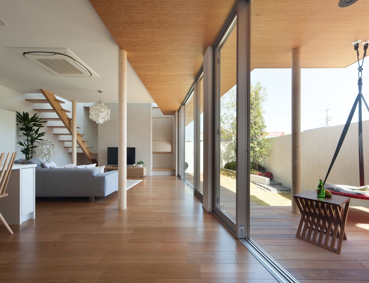 KADeL 【3000万円台/奈良県/間取り図有】「とおり庭の家」　自然と共存　遊びと寛ぎが融合したリゾートのような家の建築実例画像2