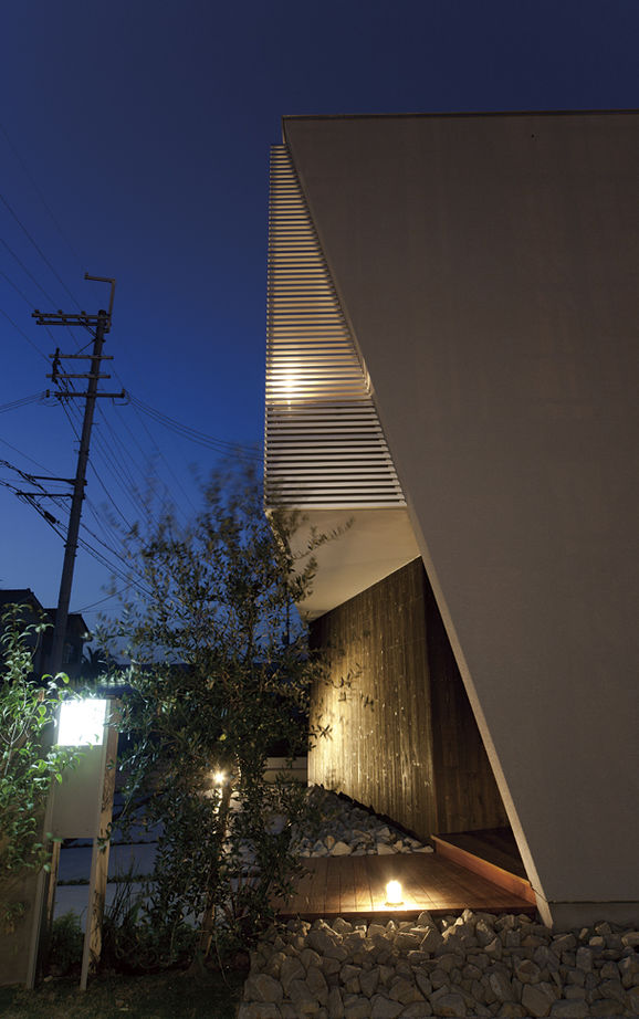 KADeL 【3000万円台/奈良県/間取り図有】「とおり庭の家」　自然と共存　遊びと寛ぎが融合したリゾートのような家の建築実例画像10