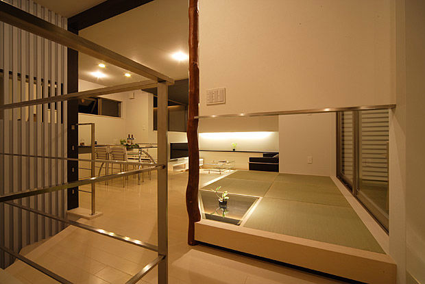 KADeL 【2000万円台/大阪府/23坪】「小さな都市の町屋」豊かな中庭と開放的でプライバシーを確保した狭小4LDKの建築実例画像5