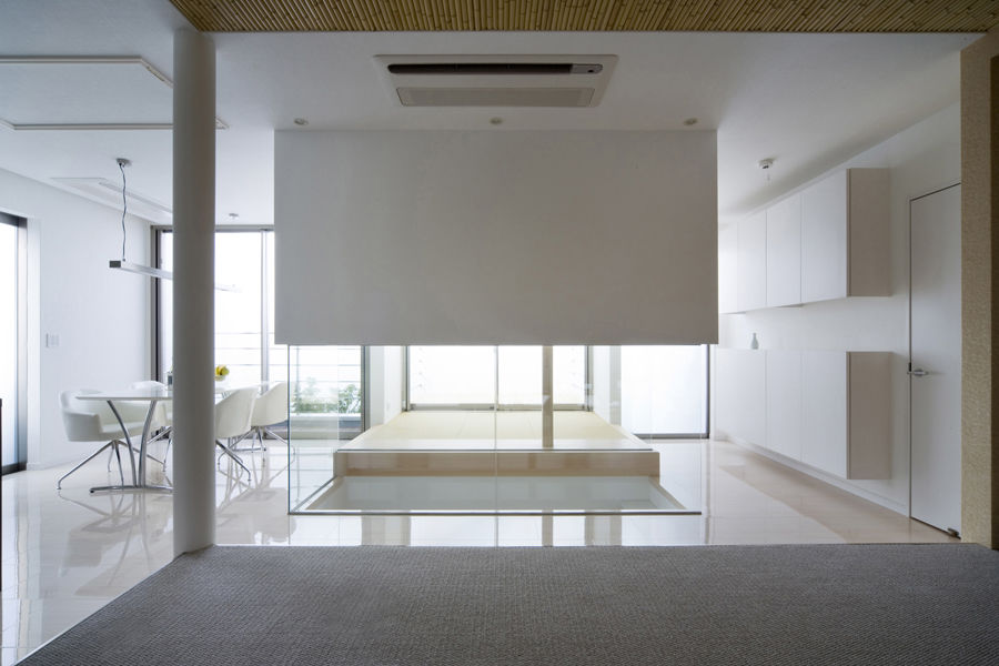 KADeL 【3000万円台/大阪府/間取り図有】「竹の家」　光壁がもたらす穏やかな暮らし　狭小地でもあふれる開放感の建築実例画像2