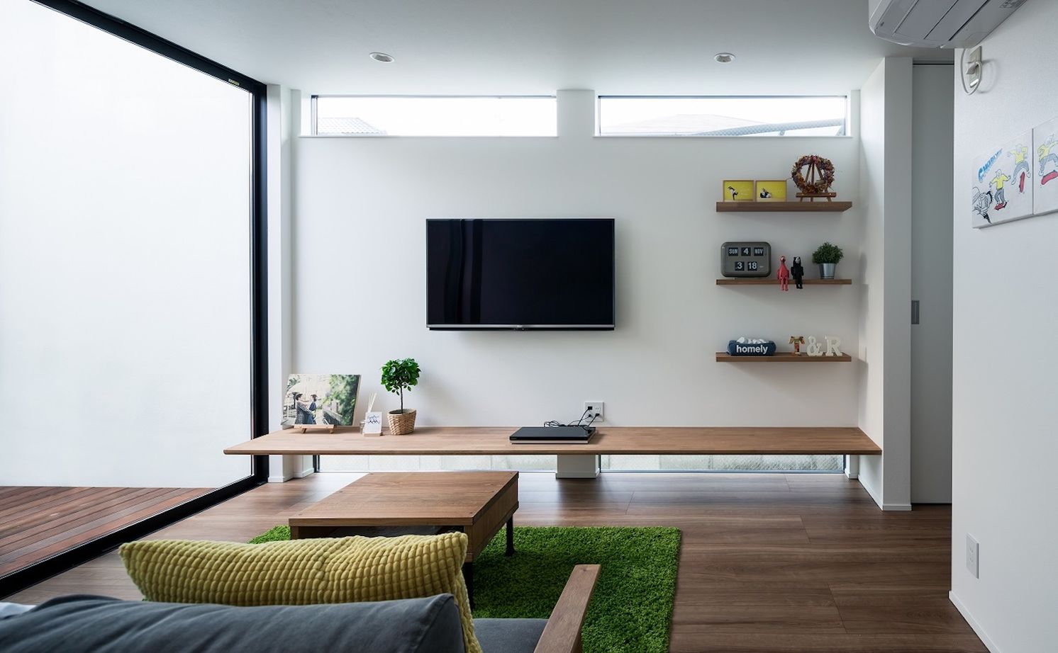 KADeL 【2000万円台/大阪府/30坪/間取り図有】「長いとおり土間と中庭の家」　外から見えない│光を採りこむ家の建築実例画像4