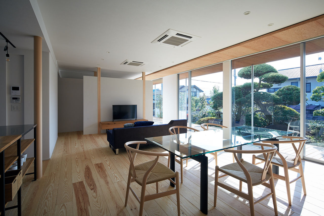 KADeL 【5000万円～/大阪府/間取り図有】感じるのは緑の豊かさ。日本の昔の住宅に倣った平屋のように暮らせる家の建築実例画像3