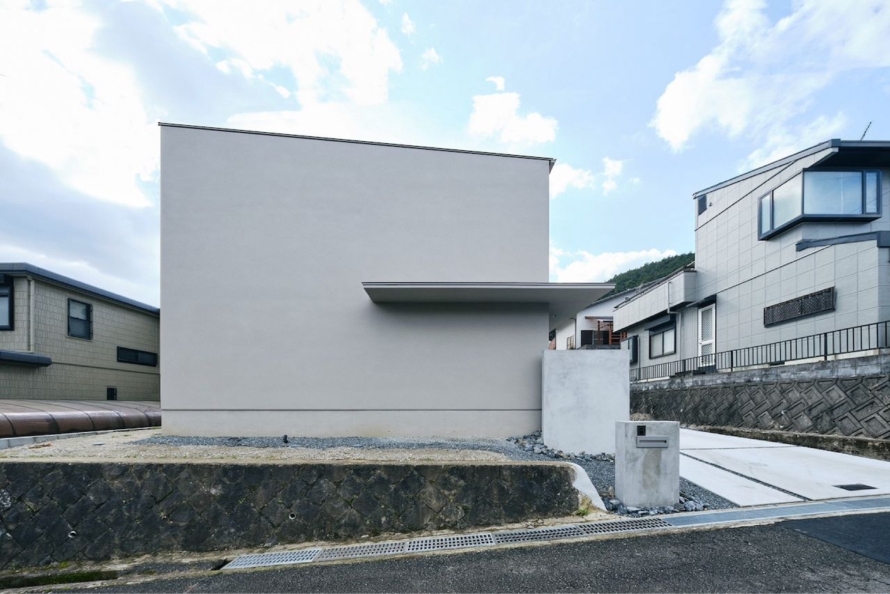 KADeL 【3000万円台/大阪府/間取り有】間仕切りがなくすべてがオープン。繋がりを感じながら暮らせる美しい家の建築実例画像1