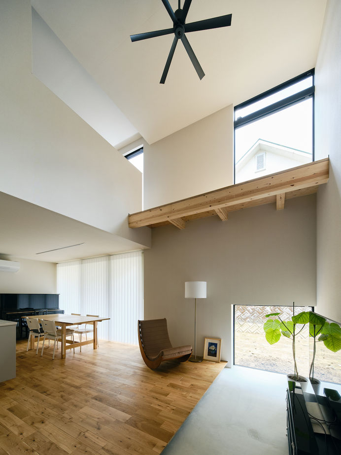 KADeL 【3000万円台/大阪府/間取り有】間仕切りがなくすべてがオープン。繋がりを感じながら暮らせる美しい家の建築実例画像3