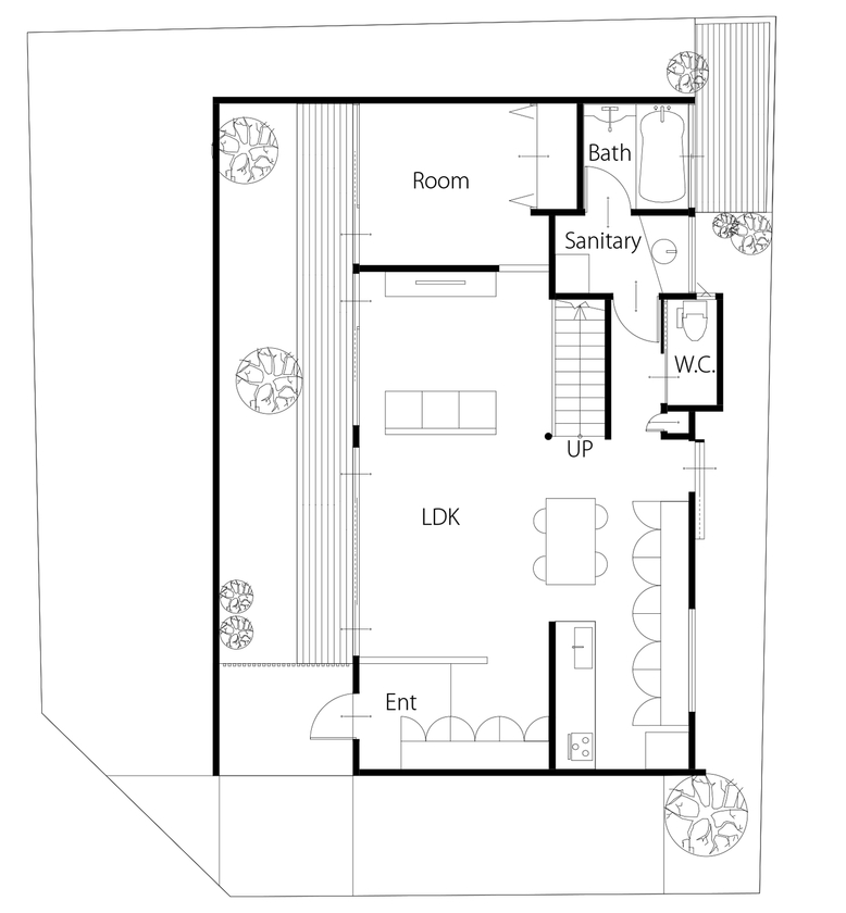 KADeL 【3000万円台/奈良県/間取り図有】「A型スリットの家」 光と風を誘い込むカーテンのいらない中庭の家の間取り図（4LDK）1階