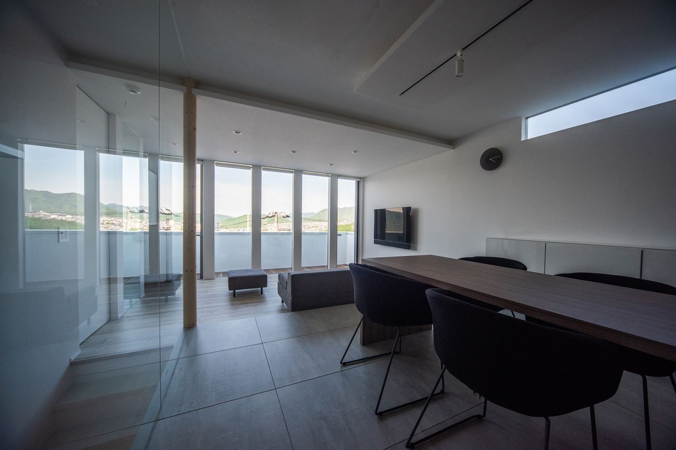 KADeL 【3000万円台/兵庫県/間取り図有】「神戸市×神戸の街並みが見下ろせる家」2階LDKで眺望と風通しの良い家の建築実例画像5