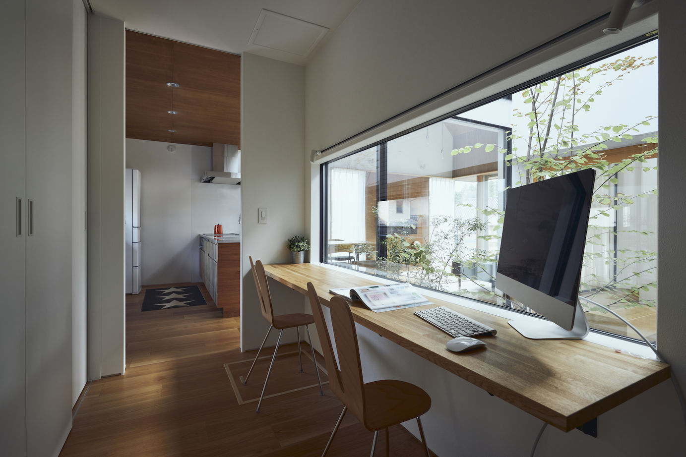 KADeL 【3000万円台/兵庫県/間取り図有】「囲む家」中庭を囲み開放感とプライバシーを両立　外に閉じて内に開く家の建築実例画像3