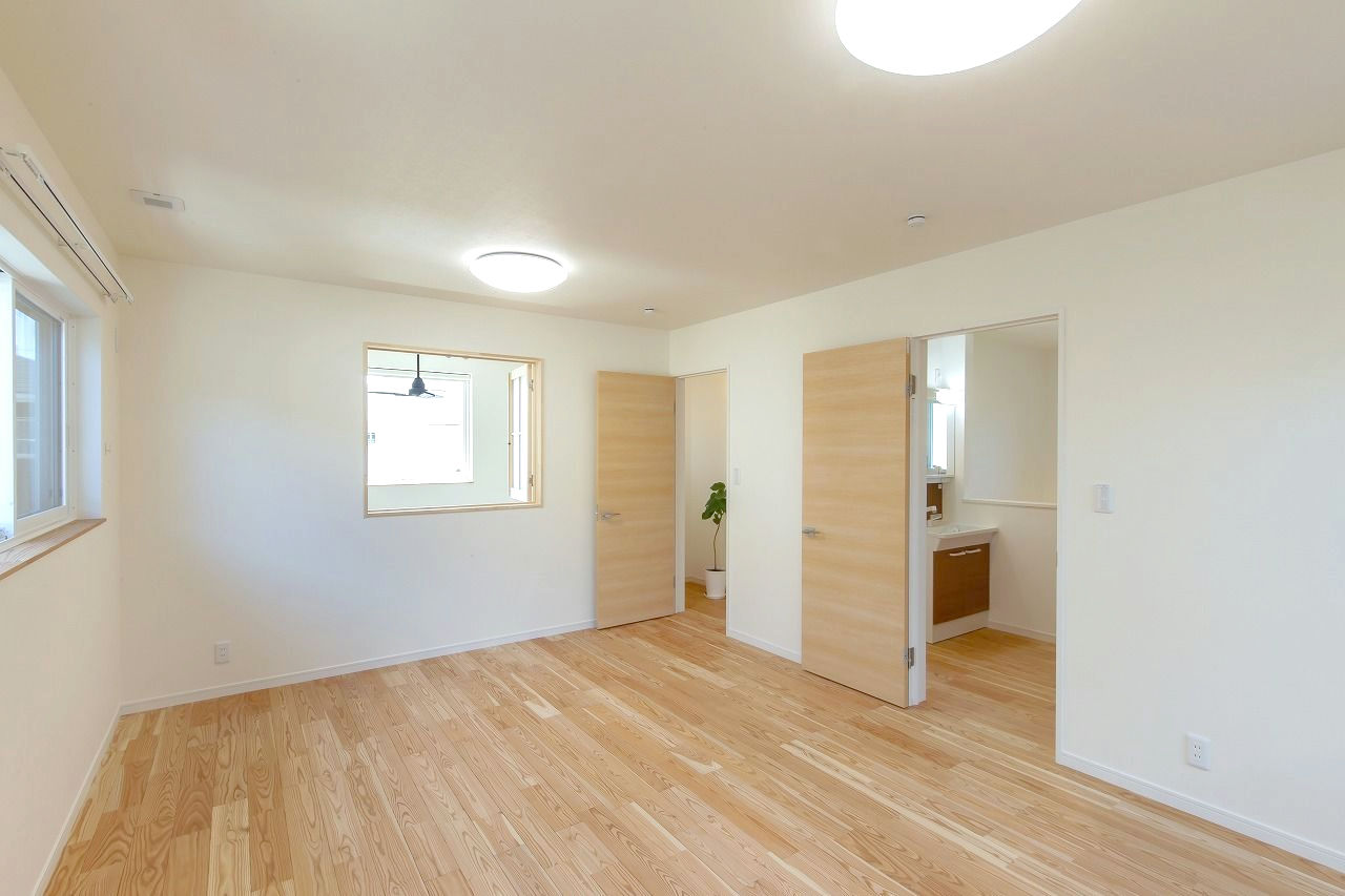 山田建築店 高気密・高断熱にこだわった、木の温もりに包まれるダイナミックなキューブハウスの建築実例画像6