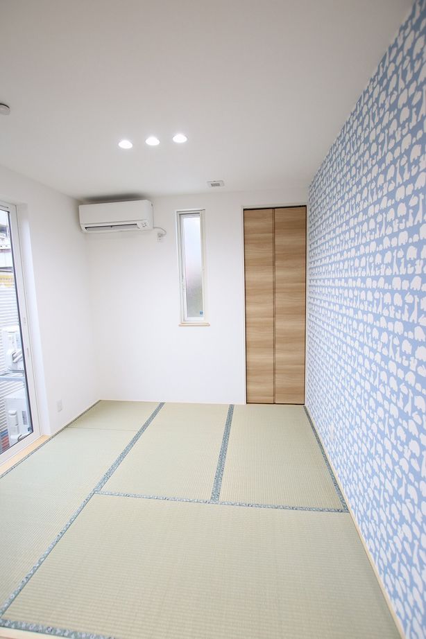 山田建築店 無垢の木をふんだんに使用した吹き抜けのLDKが美しい木の家の建築実例画像4