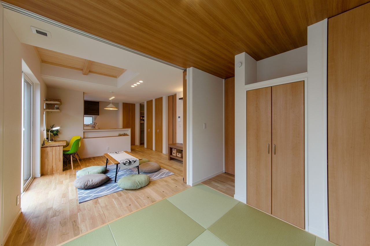 山田建築店 木のぬくもり×便利な動線で毎日が快適に。子育てがもっと楽しくなるシンプルな住まいの建築実例画像4