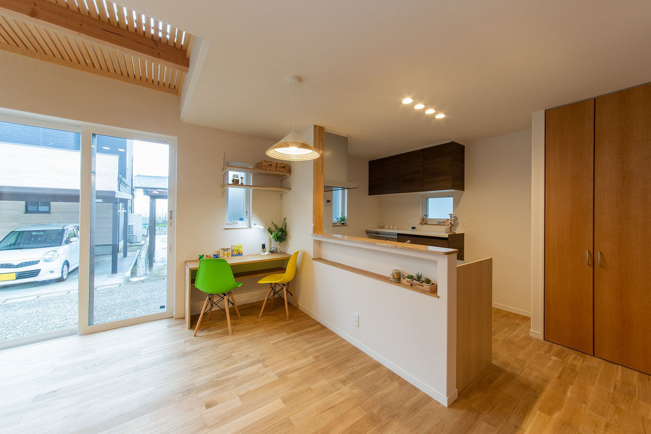 山田建築店 木のぬくもり×便利な動線で毎日が快適に。子育てがもっと楽しくなるシンプルな住まいの建築実例画像5