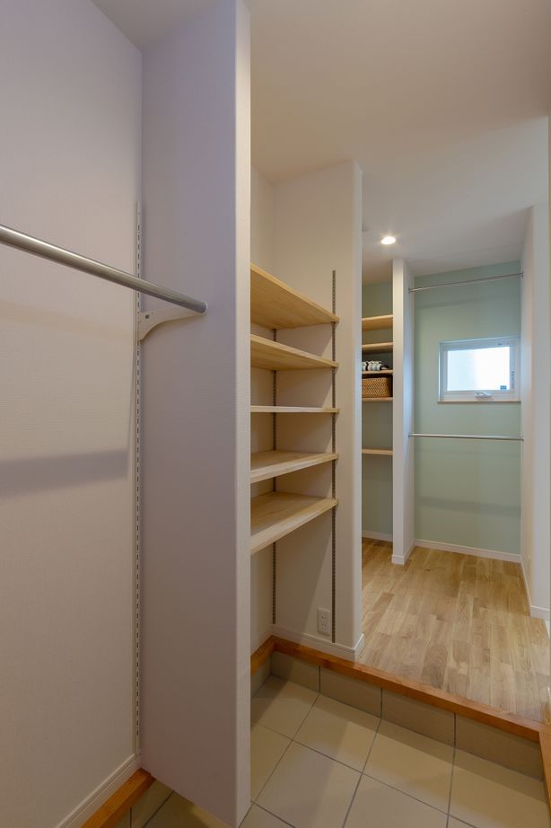 山田建築店 木のぬくもり×便利な動線で毎日が快適に。子育てがもっと楽しくなるシンプルな住まいの建築実例画像9